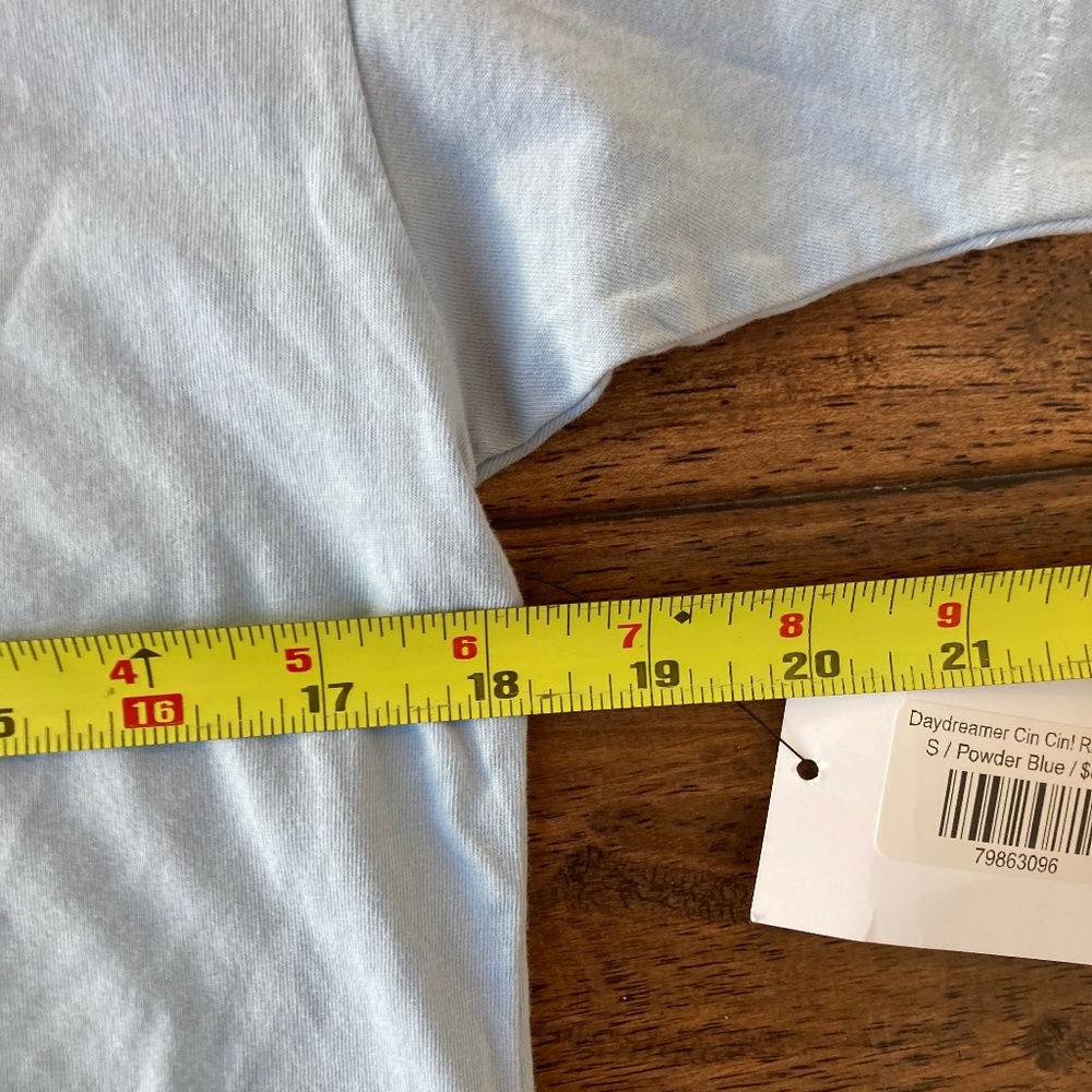 Daydreamer Cin Cin Martini Cocktail Graphic T Shirt Light Blue Women's Small - Picture 8 of 9